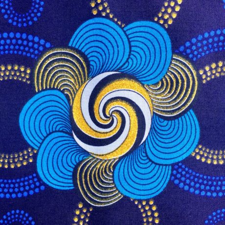 Tissu Wax pailleté bleu doré imprimé Fleurs Spiralées détail