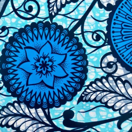 Tissu Wax bleu gris turquoise imprimé Folie Florale détail