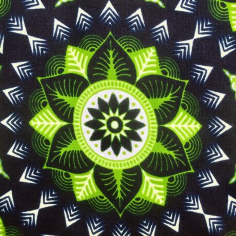 Tissu Wax noir vert imprimé Mandala détail