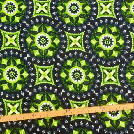 Tissu Wax noir vert imprimé Mandala