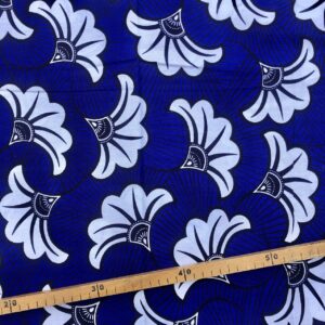 Tissu Wax bleu blanc imprimé Fleur de mariage