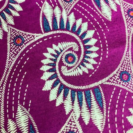 Tissu Wax pailleté violet turquoise imprimé Dragon détail