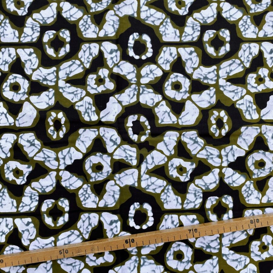 Tissu Wax kaki noir imprimé Batik