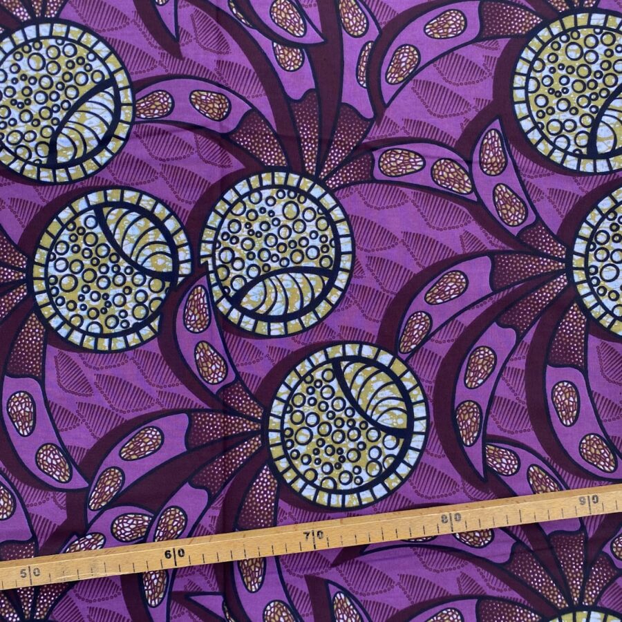 Tissu Wax prune imprimé Coupes